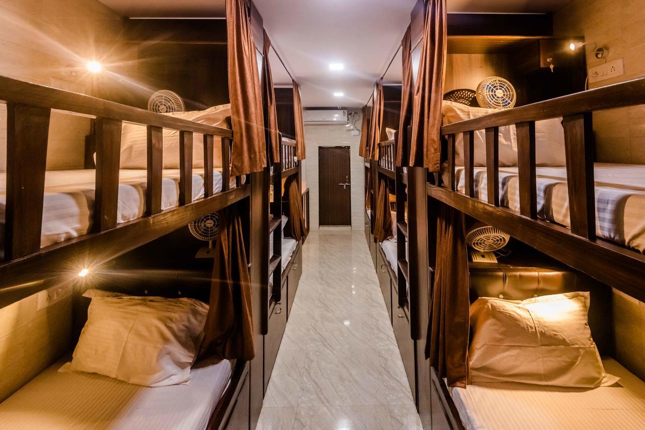 Awesome Dormitory - Men Only Bombaim Exterior foto